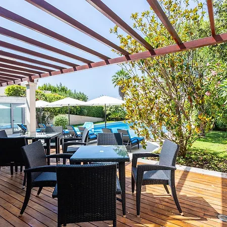 Appartement Luxurioese Mit Poolblick Splitska